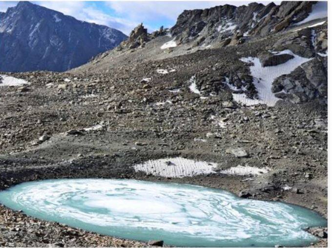 ਉਹ ਧਾਰਮਿਕ ਉਦੇਸ਼ਾਂ ਲਈ ਯਾਤਰਾ ਕਰਨ ਲਈ ਸਰੀਰਕ ਤੌਰ 'ਤੇ ਤੰਦਰੁਸਤ ਅਤੇ ਡਾਕਟਰੀ ਤੌਰ 'ਤੇ ਤੰਦਰੁਸਤ ਹੋਣਾ ਚਾਹੀਦਾ ਹੈ। ਕਿਰਪਾ ਕਰਕੇ ਦੱਸ ਦੇਈਏ ਕਿ ਵਿਦੇਸ਼ੀ ਨਾਗਰਿਕ ਅਪਲਾਈ ਕਰਨ ਦੇ ਯੋਗ ਨਹੀਂ ਹਨ।