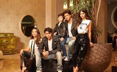 SRK और गौरी खान का दिल्ली वाला घर किसी महल से नहीं है कम, किंग खान के दिल के है बेहद करीब, देखिए Inside तस्वीरें