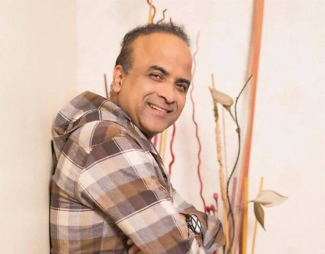 अभिनेता समीर चौघुले (Samir Choughule) हा गेल्या काही दिवसांपासून 'महाराष्ट्राची हास्यजत्रा' (Maharashtrachi Hasyajatra) या कार्यक्रमामधून प्रेक्षकांच्या भेटीस येत आहे.