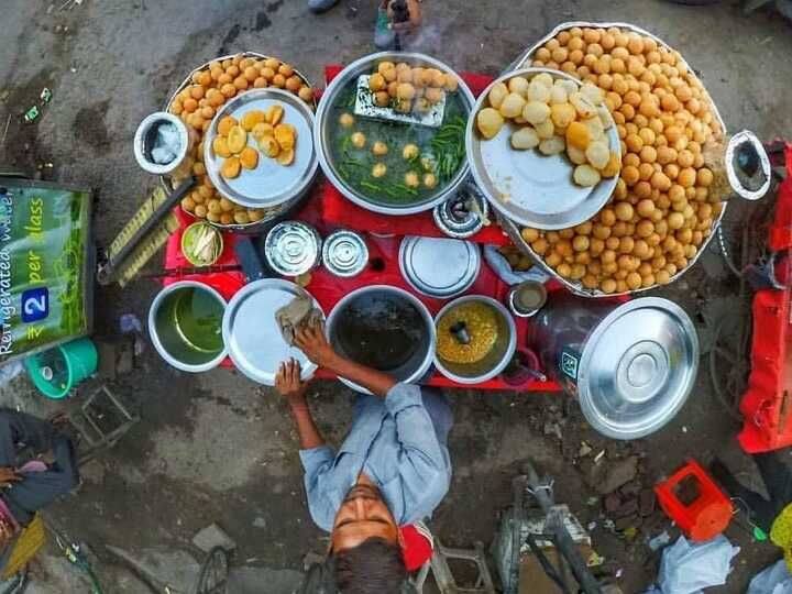 side effects of eating golgappa in rainy season lead to cholera typhoid बारिश के मौसम में गोलगप्पे खाने से पहुंच सकते हैं हॉस्पिटल! हो सकती है ये गंभीर बीमारी