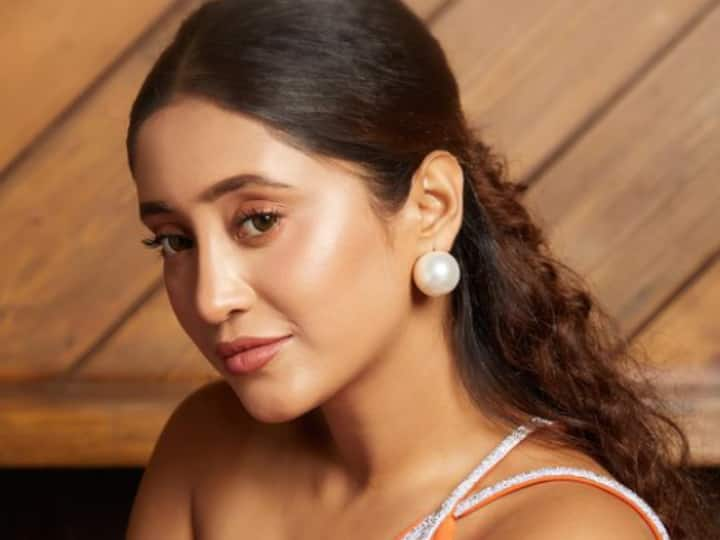 Ye rishta kya kehlata hai actress Shivangi Joshi struggling days said I was not treated well 'सीनियर्स ने खराब बर्ताव किया, मेरी शिकायत की गई', Yeh Rishta Kya Kehlata Hai की नायरा ने स्ट्रगल के दिनों में झेला इतना कुछ