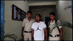 ভুয়ো ভোটার কার্ড ও আধার কার্ড সহ নকশালবাড়ি পুলিশের হাতে ধৃত যুবক