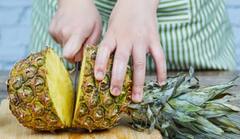 International Pineapple Day: अननसाचे सेवन केल्यास 'हे' आजार राहतील दूर; त्यामुळे अननस खा आणि निरोगी राहा