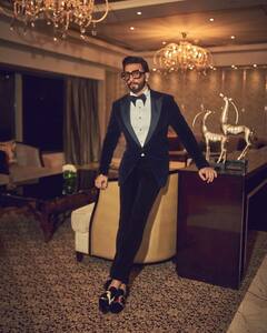 Ranveer-Deepika House: अंदर से ऐसा दिखता है बी-टाउन के लव कपल रणवीर-दीपिका का घऱ, एंटीक समानों से की गई है सजावट