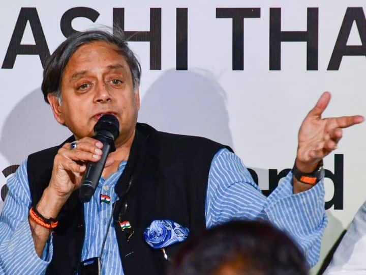 Congress Shashi Tharoor Slams PM Modi On Triple Talaq In Bhopal Triple Talaq: तीन तलाक पर पीएम मोदी के बयान को लेकर शशि थरूर बोले, 'हम नहीं कह रहे हैं कि ये अच्छा है, लेकिन...'