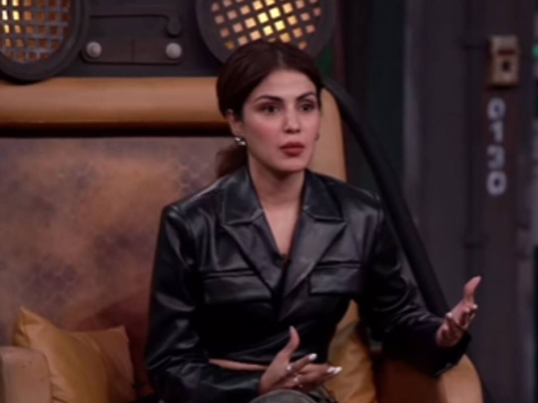 Rhea Chakraborty: 'त्यांच्यामुळे मी आयुष्यात थांबणार नाही...'; ट्रोल करणाऱ्यांना रिया चक्रवर्तीचं सडेतोड उत्तर rhea chakraborty gave a befitting reply who trolled her video viral Rhea Chakraborty: 'त्यांच्यामुळे मी आयुष्यात थांबणार नाही...'; ट्रोल करणाऱ्यांना रिया चक्रवर्तीचं सडेतोड उत्तर