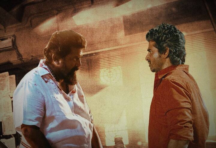 மாவீரன் படத்துக்கு பரத் சங்கர் இசையமைத்துள்ள நிலையில், இப்படத்தின் இரண்டு பாடல்கள் அண்மையில் வெளியாகி நல்ல வரவேற்பை பெற்றன.