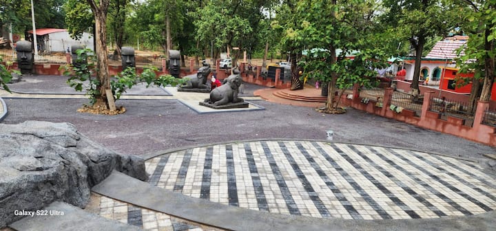 दरअसल छत्तीसगढ़ सरकार द्वारा भगवान राम के वनवास काल से जुड़े स्थलों को विश्व स्तरीय पर्यटन स्थल के रूप में विकसित करने के लिए रामवनगमन परिपथ योजना बनाई गयी है, इस योजना के तहत नक्सल प्रभावित सुकमा जिले को भी जोड़ा गया है