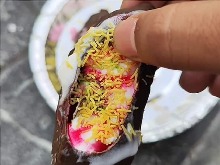 Chocolate Golgappa Takes Internet By Storm With Its Bizarre Food Combination Watch Video 'Chocolate Golgappa' Takes Internet By Storm With Its Bizarre Food Combination. WATCH