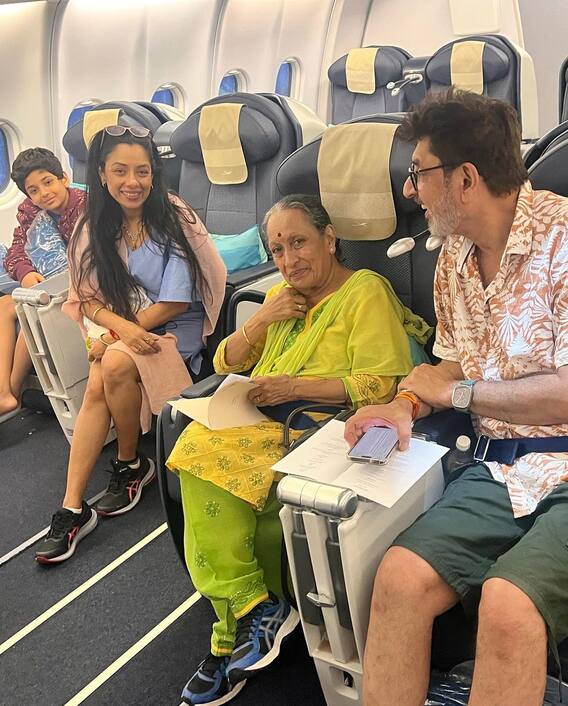 Rupali Ganguly Photos: अमेरिका नहीं फैमिली के साथ मॉरिशस रवाना हुईं ‘अनुपमा’, छोटी ड्रेस में शेयर कीं फोटोज Rupali Ganguly Photos: अमेरिका नहीं फैमिली के साथ मॉरिशस रवाना हुईं ‘अनुपमा’, छोटी ड्रेस में शेयर कीं फोटोज