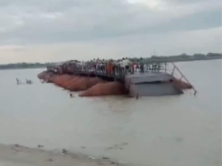 Bihars Vaishali Ganga River Temporary Bridge Washed away due to strong winds Portion Of Temporary Bridge In Bihar's Vaishali Washed Away Due To Strong Winds