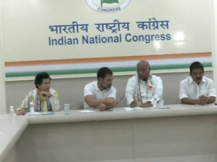 Congress meeting begins Chhattisgarh elections Mallikarjun Kharge regarding CM face छत्तीसगढ़ में कौन होगा CM फेस? मंथन जारी, मल्लिकार्जुन कर रहे चुनाव को लेकर अहम मीटिंग