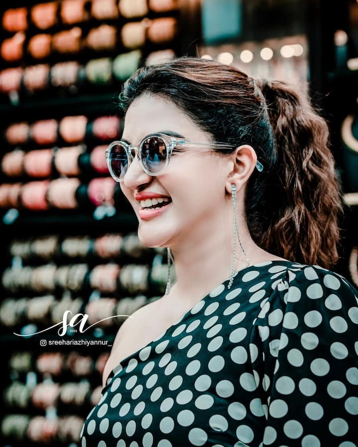 హనీ రోజ్ లేటెస్ట్ ఫొటోలు - Images Credit: Honey Rose/Instagram