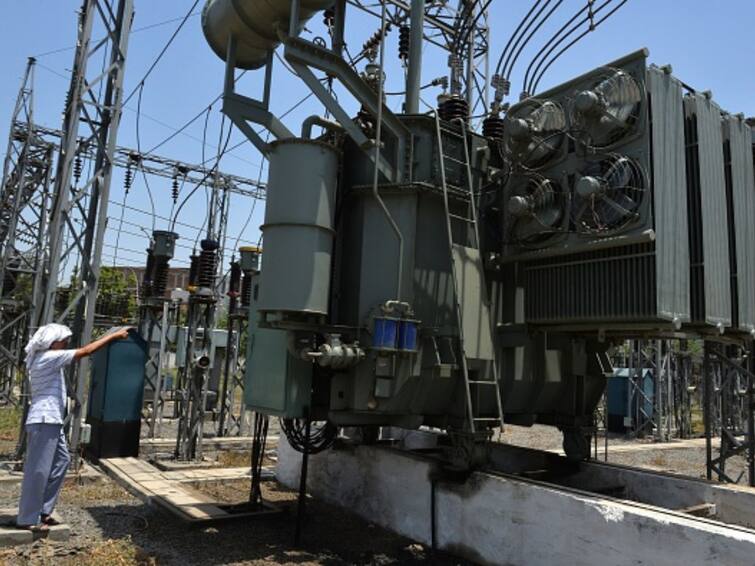 Finance Ministry Allows 12 States To Borrow Rs 66,413 Crore Extra For Undertaking Power Sector Reforms Finance Ministry Allows 12 States To Borrow Rs 66,413 Crore Extra For Undertaking Power Sector Reforms