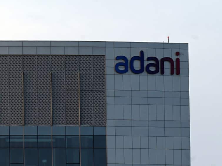 Adani Group Raises $1 Billion Via Block Deal With GQG Partners, Other Investors: Reports Adani Group Raises $1 Billion Via Block Deal With GQG Partners, Other Investors: Reports