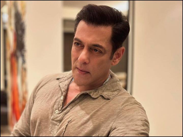 बता दें कि पंजाब की जेल में बंद गैंगस्टर लॉरेंस बिश्नोई ने कुछ महीने पहले एबीपी को एक इंटरव्यू दिया था, जिसमें उसने अपनी जिंदगी का मकसद सलमान खान की हत्या बताया था.