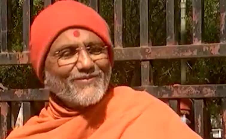 Rajkot Rajkot court rejected Tyagvallabh Swami anticipatory bail plea Rajkot: ત્યાગવલ્લભ સ્વામીને રાજકોટની કોર્ટે આપ્યો ઝટકો, આગોતરા જામીનની અરજી ફગાવી