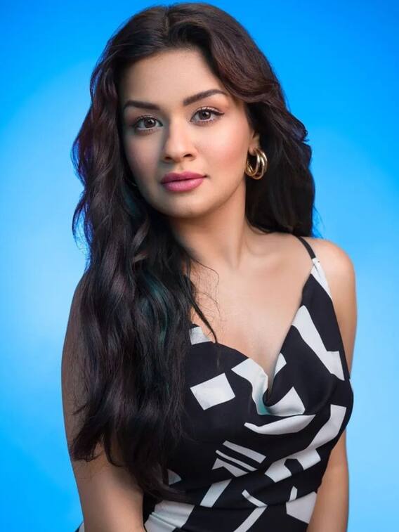 बालों को डैमेज से बचाएंगे ये जादुई तेल