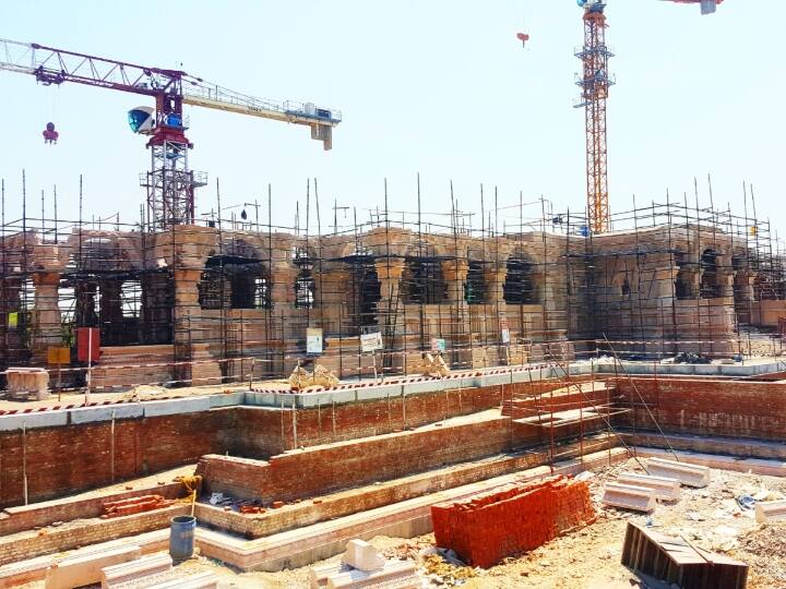 Ram Mandir construction of first floor will start soon With work of floor continues Ram Mandir News: राम मंदिर के गर्भगृह का ढांचा तैयार, जल्द शुरू होगा पहले तल का निर्माण, फर्श का काम जारी