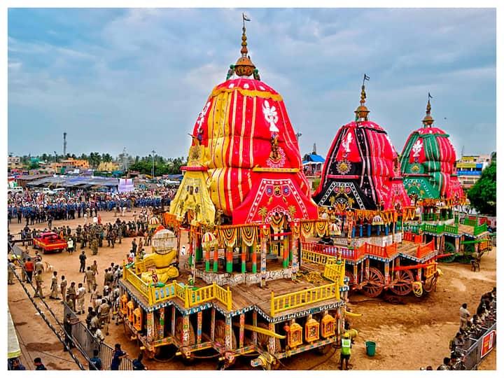 The ‘Bahuda Yatra’ marks the return of the sibling deities - Lord Balabhadra, Devi Subhdara and Lord Jagannath – to their abode at Srimandir.