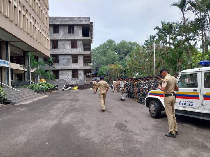 स्वाभिमानीच्या आंदोलनाची दखल घेत बँक आणि जिल्हा प्रशासनाने घेत रात्रीपासून यंत्रणा गतिमान केली.