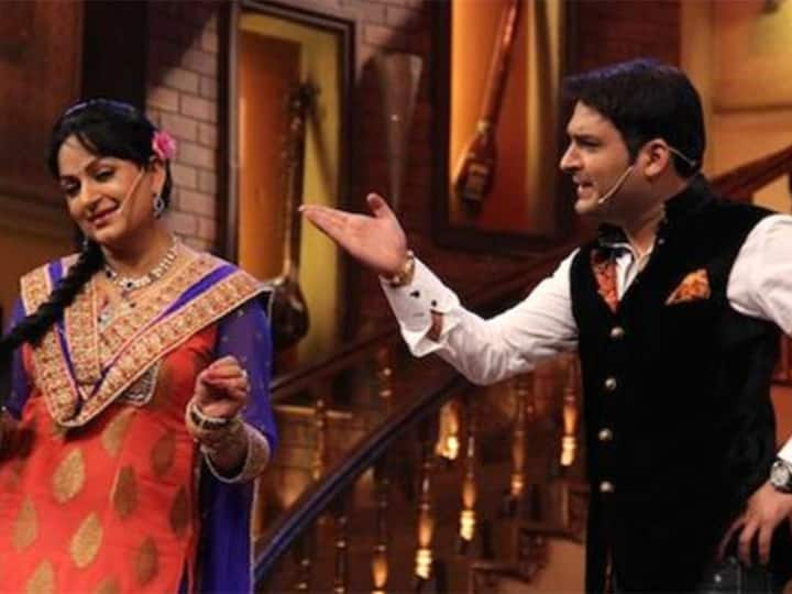 The Kapil Sharma Show: द कपिल शर्मा शो में बुआ का किरदार निभाने वालीं उपासनी सिंह अपनी कॉमेडी से सभी को हंसा चुकी हैं. शो छोड़ने के बाद आजकल उपासना सिंह क्या कर रही हैं.