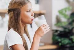 ਦੁੱਧ ‘ਚ ਕਦੇ ਨਾ ਮਿਲਾਓ ਇਹ 4 ਚੀਜ਼ਾਂ, ਨਹੀਂ ਤਾਂ ਸਿਹਤ ਨੂੰ ਫਾਇਦਾ ਹੋਣ ਦੀ ਥਾਂ ਹੋਵੇਗਾ ਨੁਕਸਾਨ