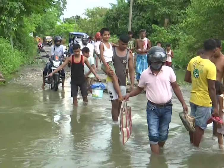 Assam Floods Situation Grim Eid Al Adha Nearly 70,000 Displaced 93 Villages Affected Barpeta District Assam Floods: Situation Grim Ahead Of Eid Al Adha. Nearly 70,000 Displaced, 93 Villages Affected In Barpeta