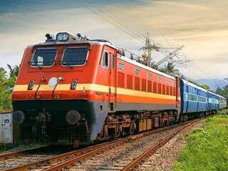 Special Train: பக்ரீத் பண்டிகைக்கு ஊருக்கு போறீங்களா? சிறப்பு ரயில்களை அறிவித்த தெற்கு ரயில்வே.. மகிழ்ச்சியில் மக்கள்..!