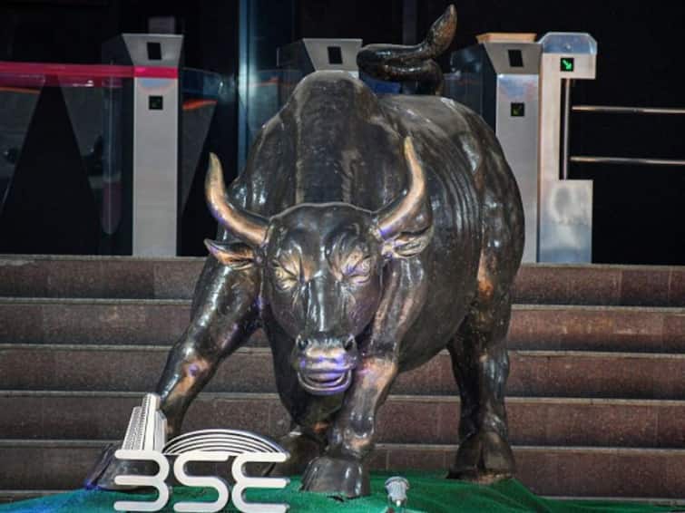 Sensex Hits 64,000, Rises 550 Points Nifty Around 19,000 Stock Market At All-Time High BSE NSE On Strong Cues Stock Market At All-Time High: Sensex Hits 64,000, Rises 550 Points. Nifty Touches 19,000 On Strong Cues
