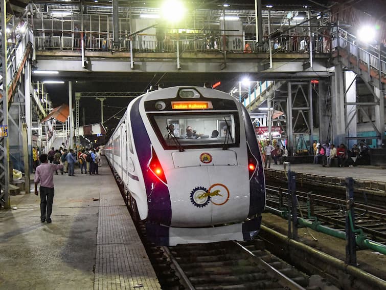 New Delhi Shri Mata Vaishno Devi Katra Vande Bharat Express Check Routes Ticket Fare Stoppages Timings Delhi-Mata Vaishno Devi Katra Vande Bharat Express: Check Out Ticket Prices, Route, Schedule, Stoppages