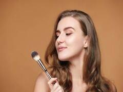 मेकअप के दौरान की गई ये 5 गलतियां बिगाड़ सकती हैं खूबसूरती, इन बातों का रखें खास ख्याल