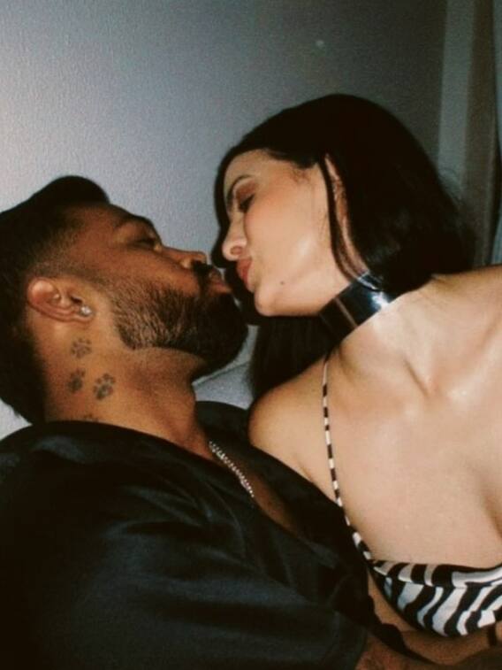 नताशा ने शेयर की हार्दिक पांड्या के साथ की बेहद रोमांटिक फोटो