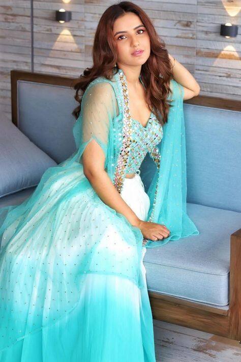 ਰਾਜਸਥਾਨ ਦੇ ਕੋਟਾ 'ਚ 28 ਜੂਨ 1990 ਨੂੰ ਜਨਮੀ ਜੈਸਮੀਨ ਅੱਜ ਕਿਸੇ ਪਛਾਣ ਦੀ ਮੋਹਤਾਜ ਨਹੀਂ ਹੈ, ਪਰ ਹਮੇਸ਼ਾ ਅਜਿਹਾ ਨਹੀਂ ਸੀ। ਇੱਕ ਸਮਾਂ ਸੀ ਜਦੋਂ ਜੈਸਮੀਨ ਨੇ ਮੁਸ਼ਕਿਲਾਂ ਤੋਂ ਪ੍ਰੇਸ਼ਾਨ ਹੋ ਕੇ ਖੁਦਕੁਸ਼ੀ ਕਰਨ ਦੀ ਕੋਸ਼ਿਸ਼ ਕੀਤੀ ਸੀ। ਅੱਜ ਬਰਥਡੇ ਸਪੈਸ਼ਲ ਵਿੱਚ, ਅਸੀਂ ਤੁਹਾਨੂੰ ਉਸੇ ਕਹਾਣੀ ਤੋਂ ਜਾਣੂ ਕਰਵਾ ਰਹੇ ਹਾਂ...