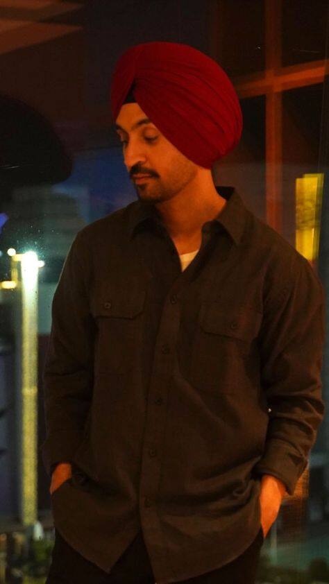 ਇਸ ਦੌਰਾਨ ਨਿੱਕੂ ਨੇ ਦਿਲਜੀਤ ਦੋਸਾਂਝ ਬਾਰੇ ਗੱਲ ਕੀਤੀ। ਉਨ੍ਹਾਂ ਨੇ ਕਿਹਾ ਕਿ ਦਿਲਜੀਤ ਦੋਸਾਂਝ ਹੀ ਉਹ ਸ਼ਖਸ ਸੀ, ਜਿਸ ਨੇ ਨਿੱਕੂ ਦੀ ਵੀਡੀਓ ਸਾਹਮਣੇ ਆਉਣ ਤੋਂ ਬਾਅਦ ਉਨ੍ਹਾਂ ਨੂੰ ਮਦਦ ਦੀ ਪੇਸ਼ਕਸ਼ ਕੀਤੀ ਸੀ।