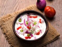 Onion Tomato Raita Recipe: குயிக்கா..டேஸ்டா..சூப்பரான ரெசிபி..இதோ இந்த வெங்காயம் தக்காளி ரைத்தா செய்து அசத்துங்கள்!