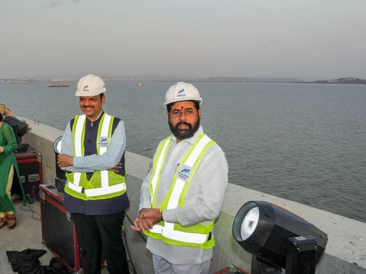 Maharasthra Bandra Sea Link renamed Veer Savarkar Setu Mumbai Trans Harbour Link renamed as Atal Bihari Vajpayee शिंदे सरकार ने वर्सोवा-बांद्रा सी लिंक का बदला नाम, अब कहलाएगा वीर सावरकर सेतु, ट्रांस हार्बर लिंक बना अटल ब्रिज