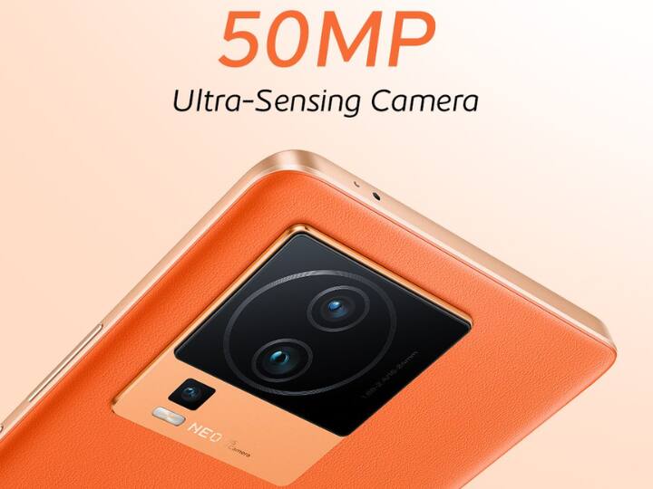 IQOO Neo 7 Pro: इस स्मार्टफोन में एक इंडिपेंडेंट गेमिंग चिप मिलेगी. स्मार्टफोन 4 जुलाई को लॉन्च होगा. आईक्यू के नए फोन की कीमत 33,999 रुपये से शुरु होगी. मोबाइल फोन में 5000 एमएएच की बैटरी और 50MP का प्राइमरी कैमरा मिलेगा.