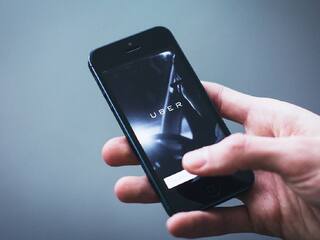 US Uber:  அமெரிக்காவில் ஊபர் மூலம் 800 பேரை சட்டவிரோதமாக கடத்திய இந்தியருக்கு சிறை!