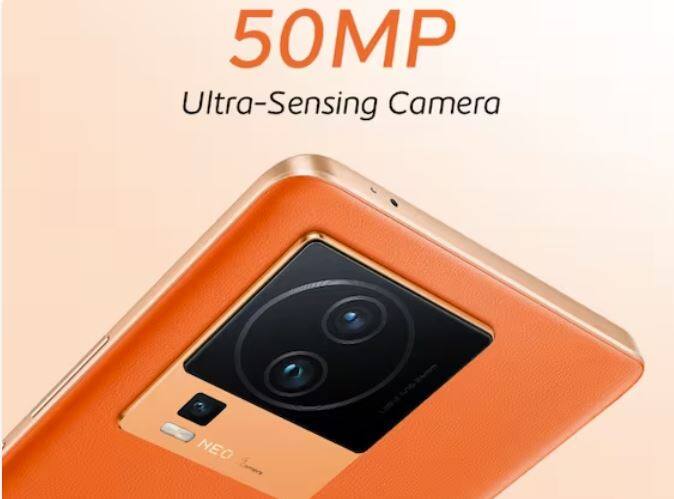 IQOO Neo 7 Pro: ਇਸ ਸਮਾਰਟਫੋਨ ਵਿੱਚ ਇੱਕ ਸੁਤੰਤਰ ਗੇਮਿੰਗ ਚਿੱਪ ਉਪਲਬਧ ਹੋਵੇਗੀ। ਇਹ ਸਮਾਰਟਫੋਨ 4 ਜੁਲਾਈ ਨੂੰ ਲਾਂਚ ਹੋਵੇਗਾ। IQ ਦੇ ਨਵੇਂ ਫੋਨ ਦੀ ਕੀਮਤ 33,999 ਰੁਪਏ ਤੋਂ ਸ਼ੁਰੂ ਹੋਵੇਗੀ। ਮੋਬਾਈਲ ਫ਼ੋਨ ਵਿੱਚ 5000 mAh ਦੀ ਬੈਟਰੀ ਅਤੇ 50MP ਪ੍ਰਾਇਮਰੀ ਕੈਮਰਾ ਉਪਲਬਧ ਹੋਵੇਗਾ।