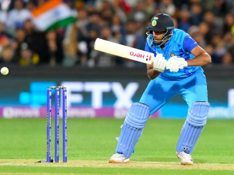 'Virat Kohli Gave Me Around 7 Options': R Ashwin Recollects India’s Historic Win Vs Pakistan At MCG 'Virat Kohli Gave Me Around 7 Options': R Ashwin Recollects India’s Historic Win Vs Pakistan At MCG