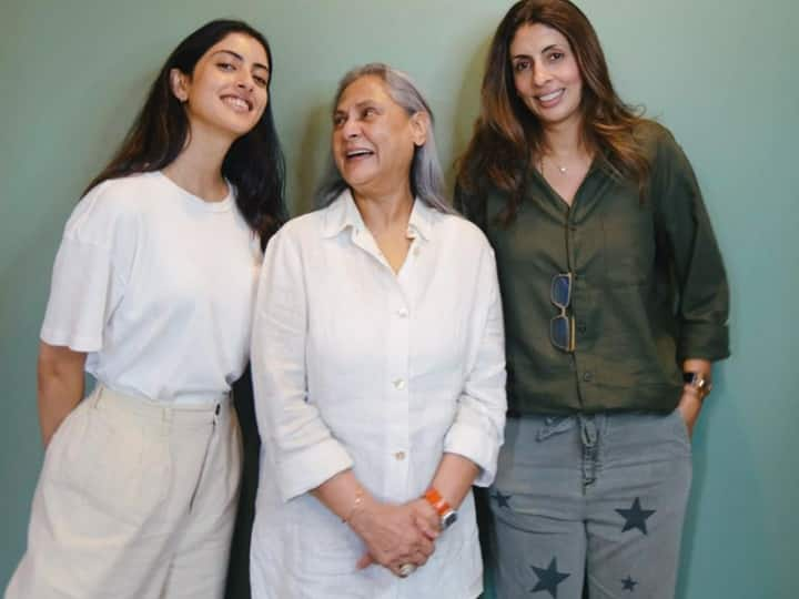 Navya Naveli Nanda Wanted To Be Like Her Nani Jaya Bachchan In This Way Amitabh Bachchan Little Princess Love Actress Confidence अमिताभ बच्चन की नातिन Navya Naveli Nanda अपनी नानी जया की इस आदत को खुद में करना चाहती हैं शुमार, जानिए..