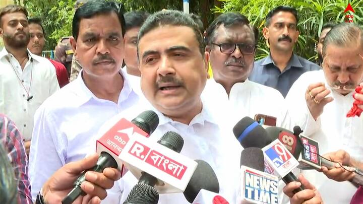 তবে এখানেই শেষ নয়, হুঙ্কার দিয়ে এদিন শুভেন্দুর সংযোজন, 'আমি কিষেণজিকে সোজা করা লোক।'