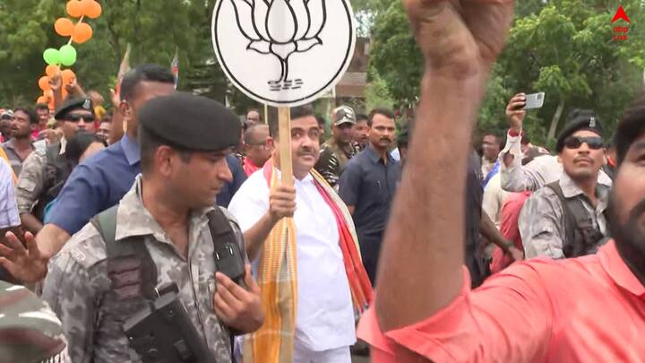 নয়াগ্রামে নির্বাচনী প্রচার থেকে হুঁশিয়ারি দিয়ে এদিন শুভেন্দু বলেন,  'জঙ্গলমহলে পুলিশি সন্ত্রাস চলবে না।'পঞ্চায়েতে তৃণমূলকে সাফ করার দাবি জানিয়েছেন বিরোধী দলনেতা।