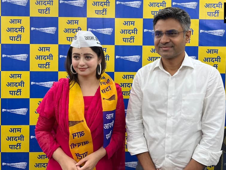 TV Actress Chahat Pandey Joins AAP Ahead Of Madhya Pradesh Election This Year TV Actress Chahat Pandey Joins AAP Ahead Of Madhya Pradesh Election This Year