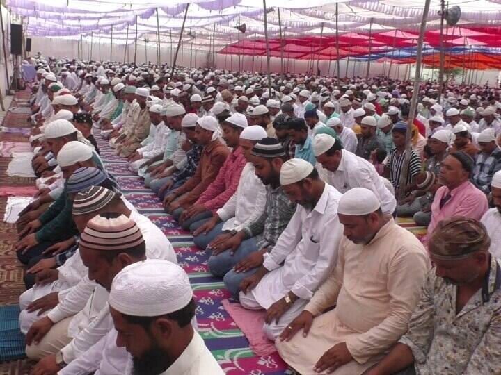 Eid-ul-Adha festival of sacrifice and sacrifice celebrated with devotion in bharatpur Rajasthan ANN Rajasthan News: भरतपुर में ईद की विशेष नमाज के साथ मांगी गई शांति और सद्भाव की दुआ, भारी संख्या में सुरक्षा बल रहे तैनात
