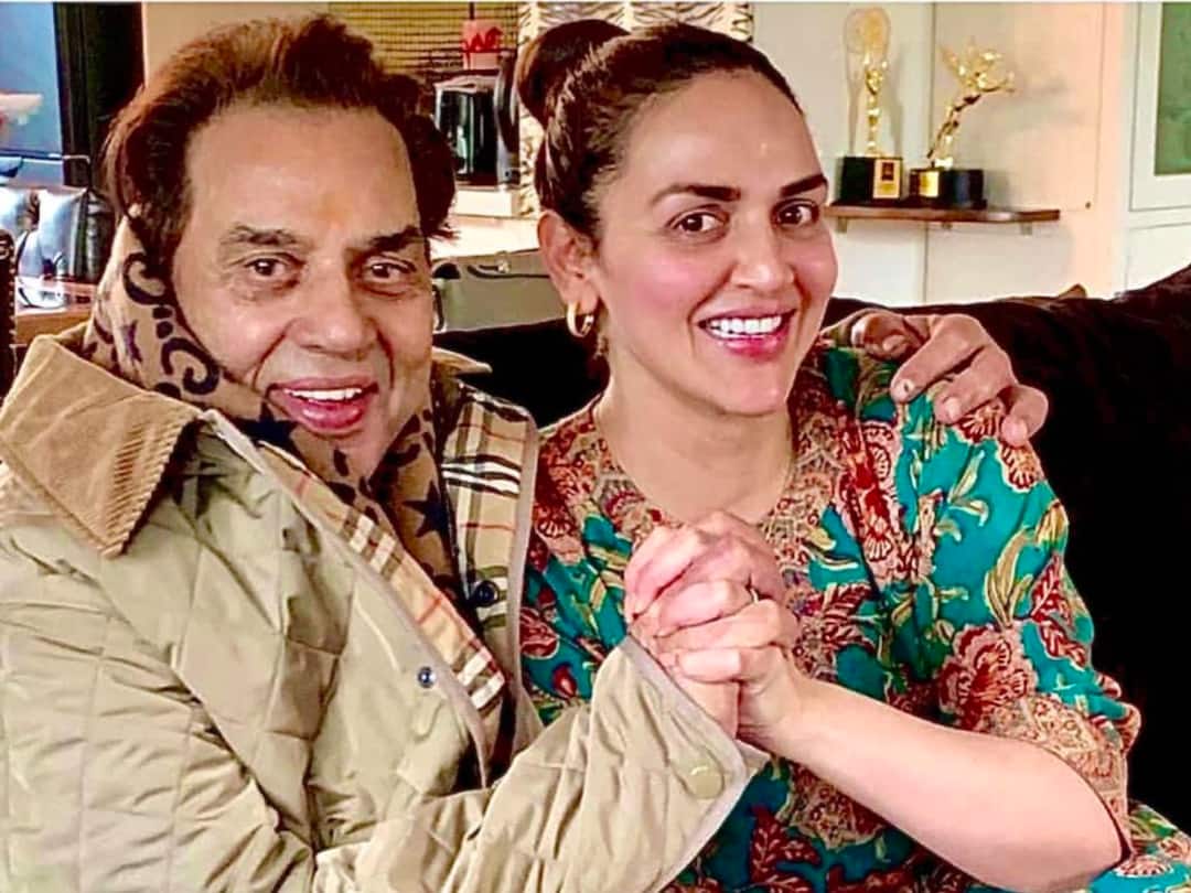 Dharmendra writes note for Hema Esha Ahana on Instagram They didn't attend Karan Deol's wedding Dharmendra Pens Cryptic Note For Esha, Ahana, And Hema Malini After Karan Deol's Wedding, Says 'Could Have Spoken Personally'