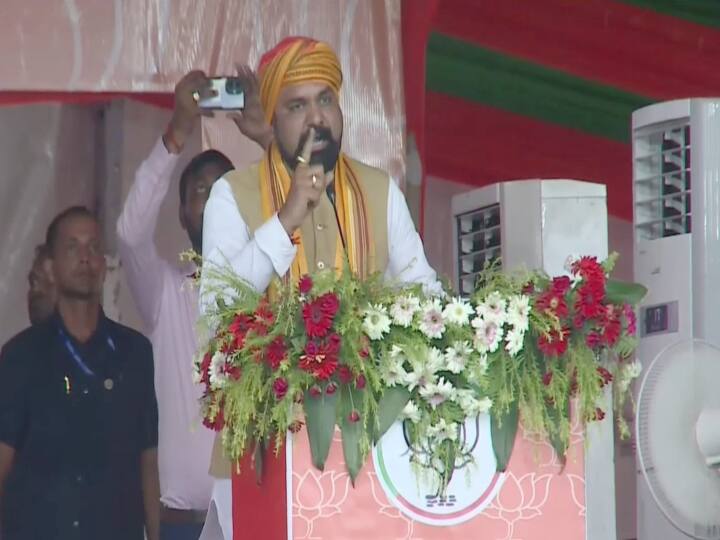 Amit Shah rally in Lakhisarai BJP leader Samrat Choudhary attacked Nitish Kumar regarding Lok Sabha elections 2024 Amit Shah Rally: अमित शाह को सम्राट चौधरी ने दिया भरोसा, कहा- बिहार में 'पलटू कुमार' का खाता तक नहीं खुलेगा