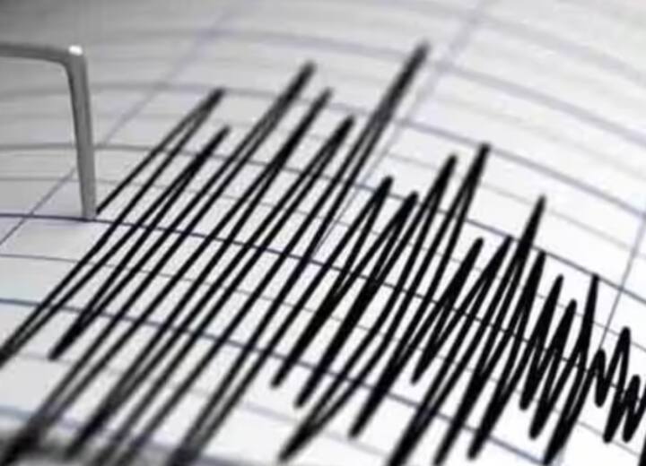Earthquake in Afghanistan: अफगानिस्तान के फैजाबाद में भूकंप के झटके, जानें ताजा हालात An earthquake with magnitude of 4.1 on the Richter Scale hit East South East of Fayzabad Afghanistan Earthquake in Afghanistan: अफगानिस्तान के फैजाबाद में भूकंप के झटके, जानें ताजा हालात