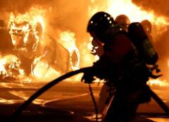 नाबालिग की हत्या पर फ्रांस में हो गया दंगा, पुलिस ने किया 150 लोगों को गिरफ्तार, जानें पूरा मामला